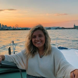 Meet your Posher, Jillian